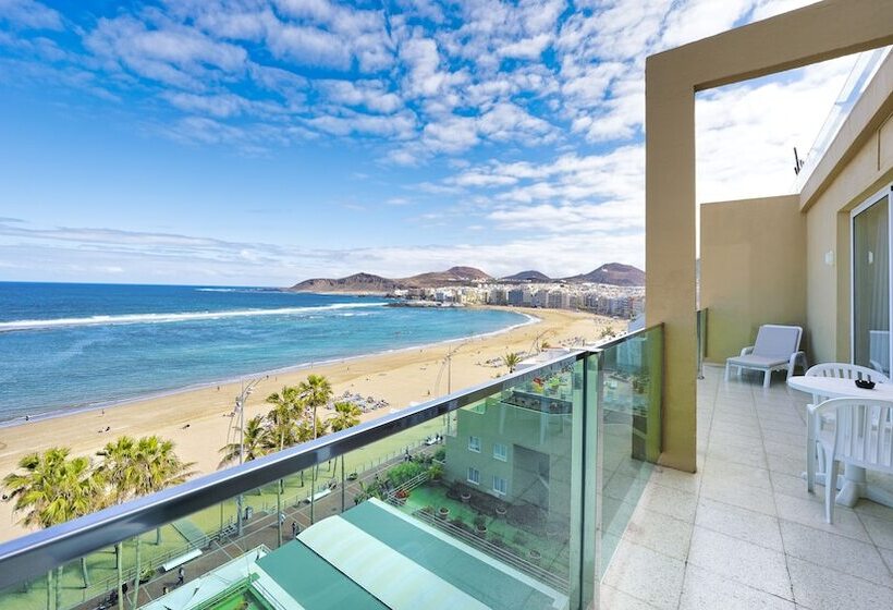 ホテル Bull Reina Isabel & Spa