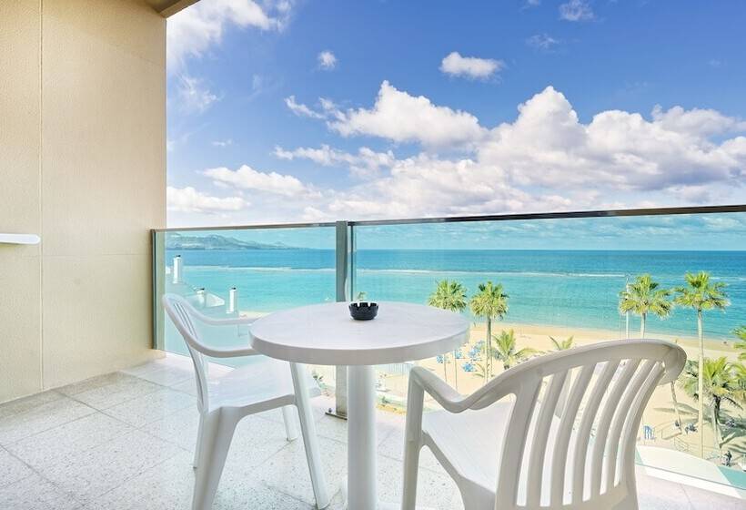 ホテル Bull Reina Isabel & Spa