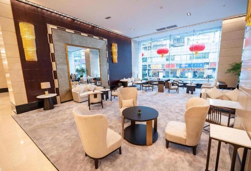 هتل Century Plaza