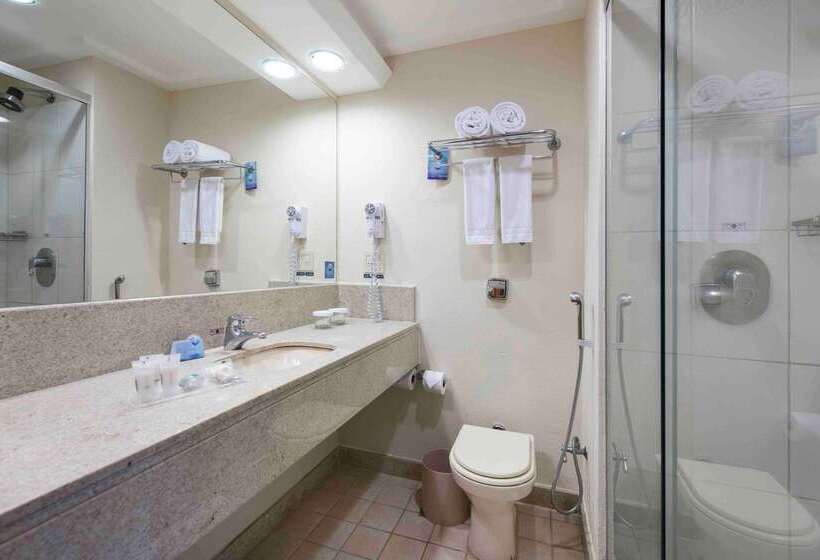 בית מלון כפרי Comfort Suites Vitoria