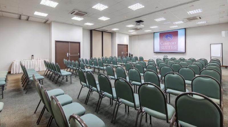 בית מלון כפרי Comfort Suites Vitoria