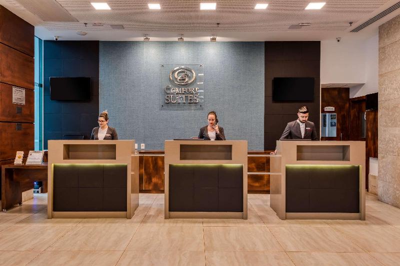 בית מלון כפרי Comfort Suites Vitoria