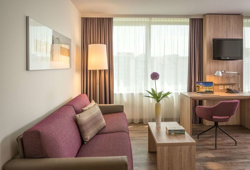 Отель Essential By Dorint Basel City