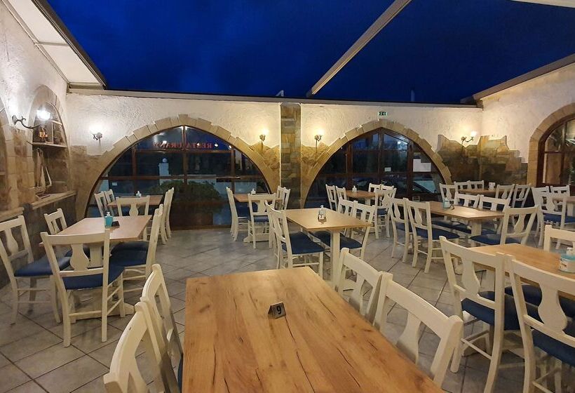 בית מלון כפרי Erato