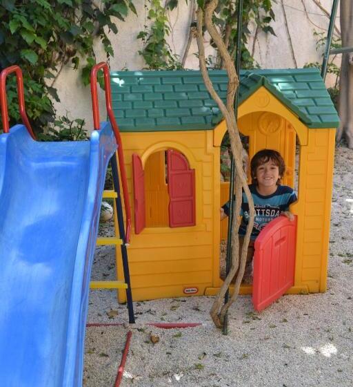 בית מלון כפרי Erato