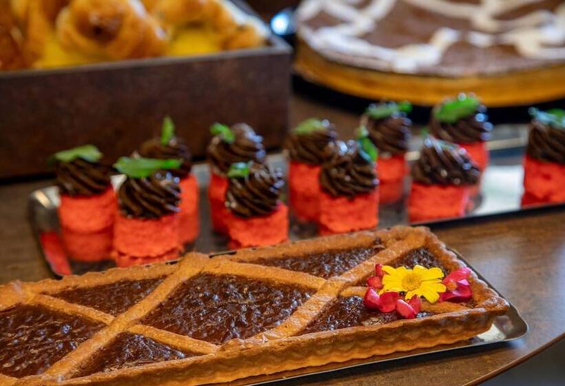 בית מלון כפרי The Major