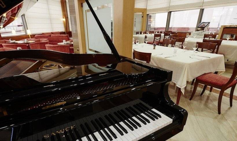 Gran Hotel De Ferrol