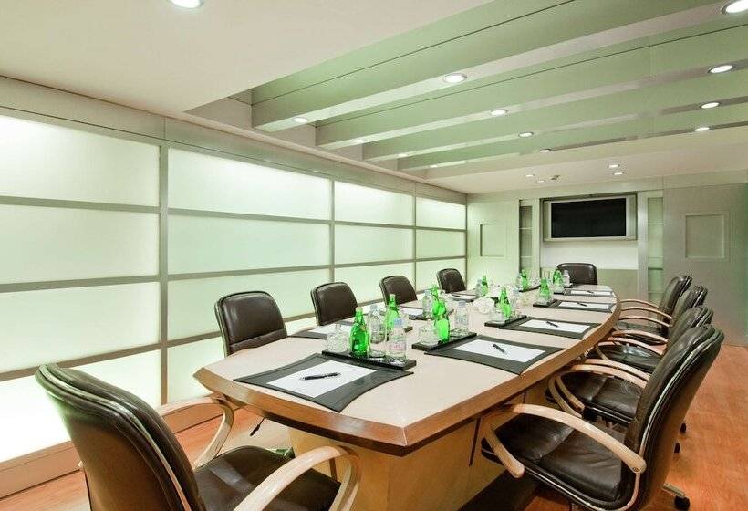 هتل Hilton Mumbai International Airport