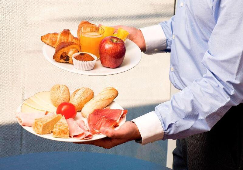 هتل Ibis Barcelona Meridiana