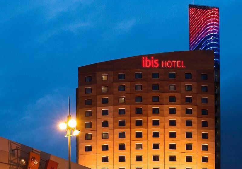 هتل Ibis Barcelona Meridiana