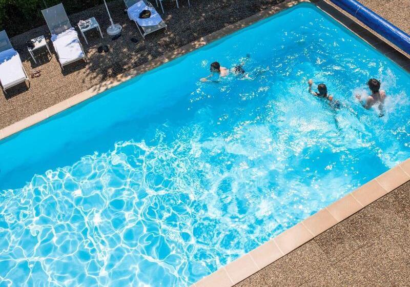 בית מלון כפרי Ibis Beaune Centre