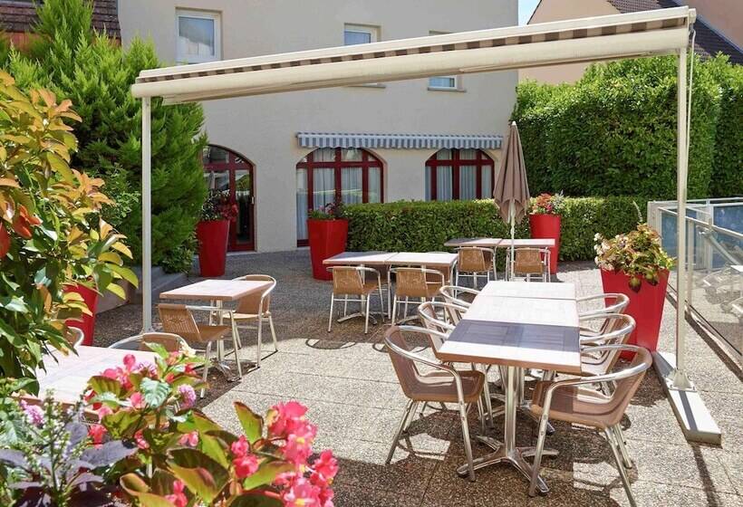 בית מלון כפרי Ibis Beaune Centre