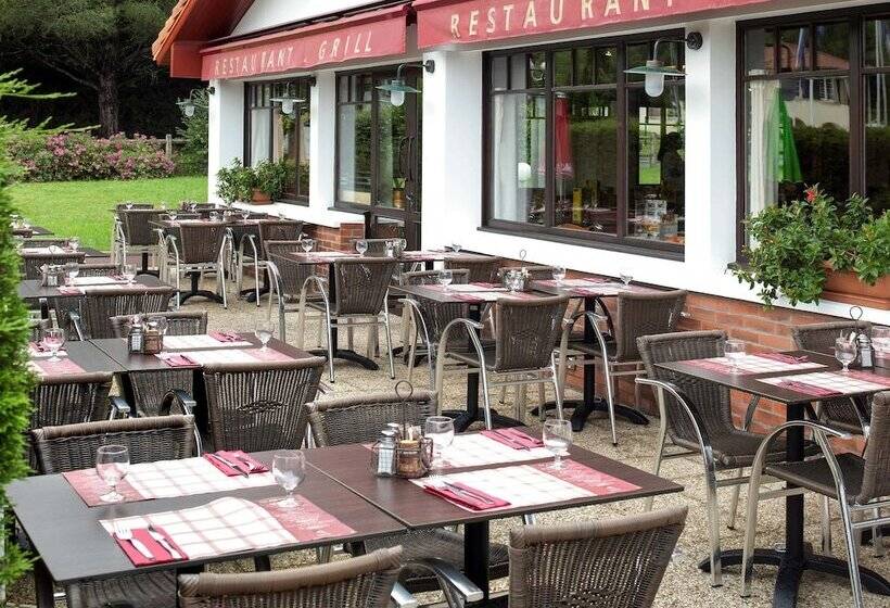 בית מלון כפרי Ibis Biarritzanglet Aéroport