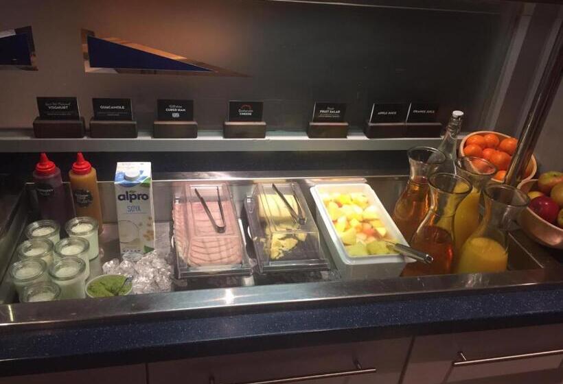 Отель Ibis Bradford Shipley