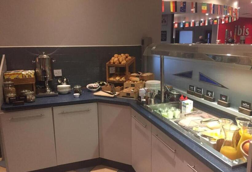 Отель Ibis Bradford Shipley