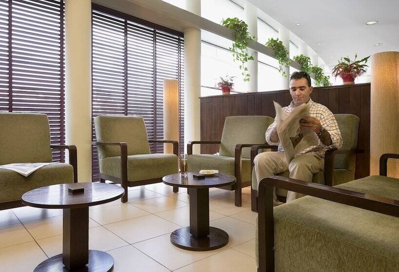 هتل Ibis Bragança