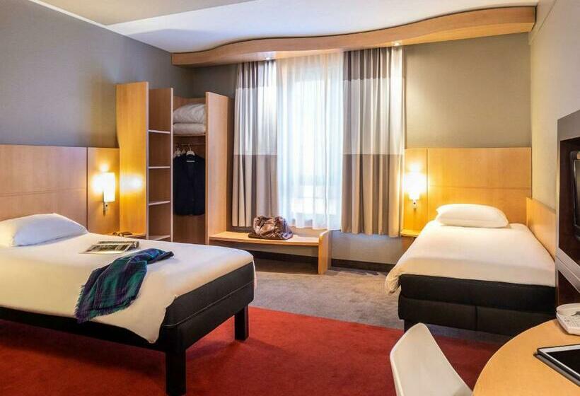 Ibis Hotel Brussels Centre Gare Du Midi