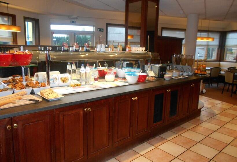 Ibis Hotel Brussels Expo Atomium