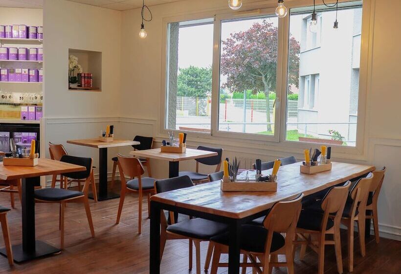 هتل Ibis Calais Car Ferry