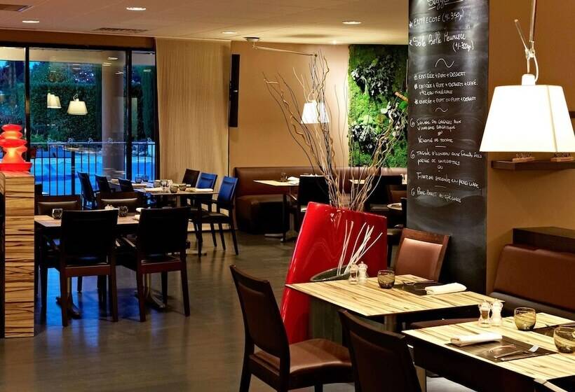 ホテル Ibis Europe Chalon Sur Saone