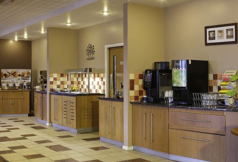 هتل Ibis Chesterfield Centre – Market Town