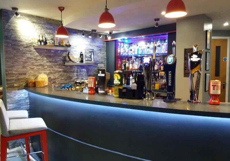 هتل Ibis Chesterfield North  Barlborough
