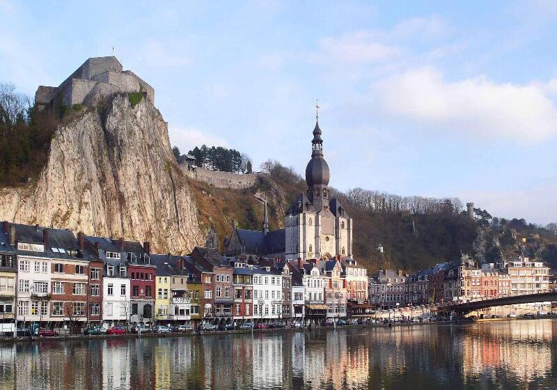 호텔 Ibis Dinant Centre