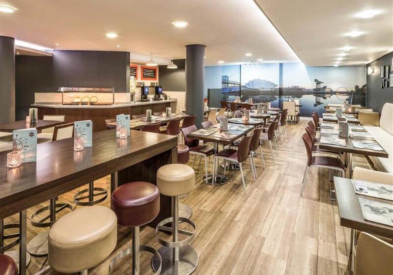 בית מלון כפרי Ibis Glasgow City Centre – Sauchiehall St