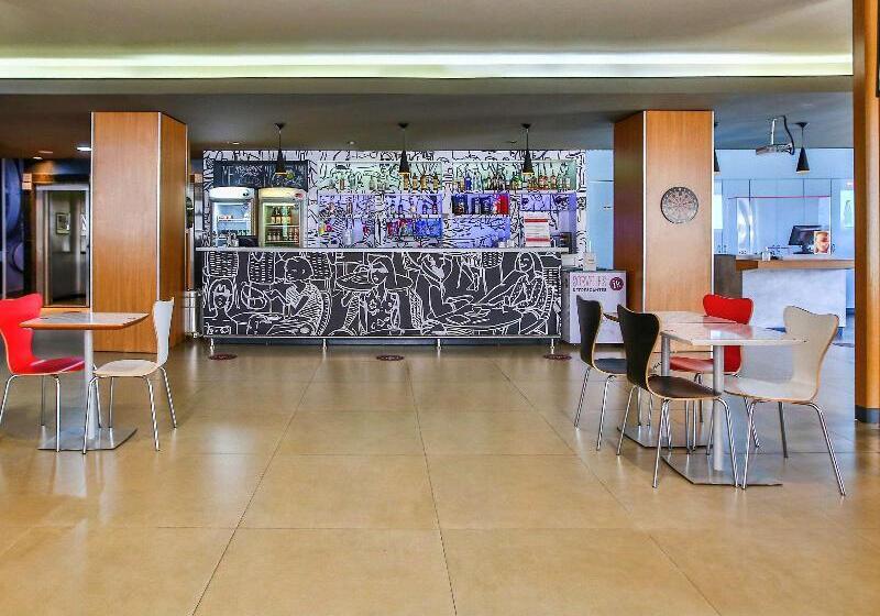ホテル Ibis Goiania