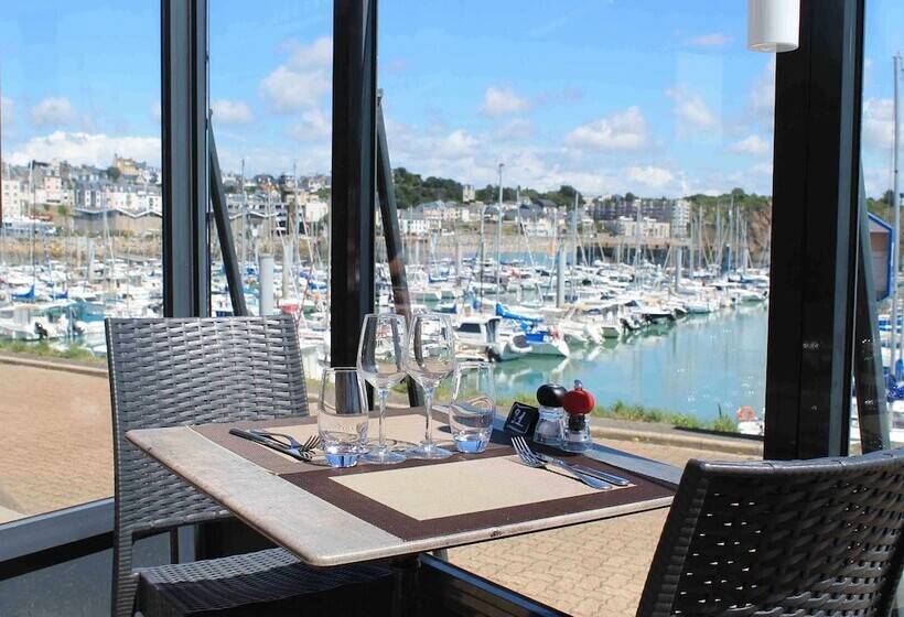 ホテル Ibis Granville Port De Plaisance