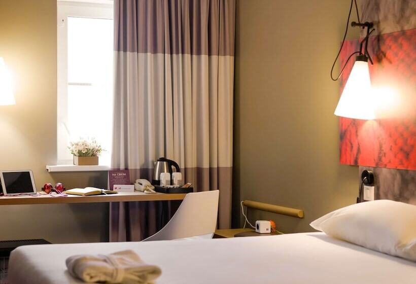 בית מלון כפרי Ibis Irun