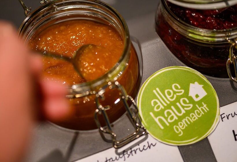 هتل Ibis Köln Frechen