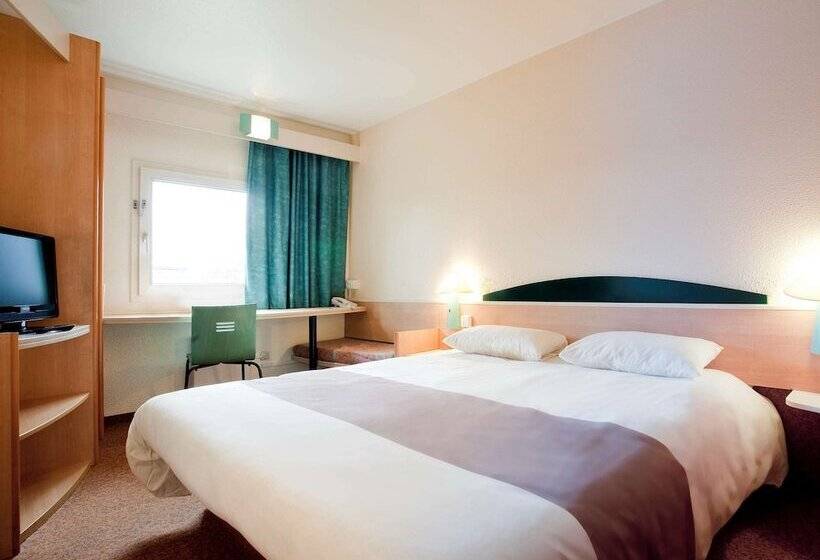 هتل Ibis Köln Frechen