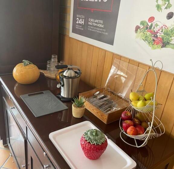 Отель Ibis Leiria Fatima