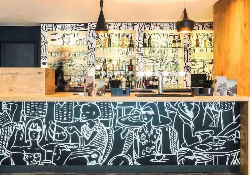 בית מלון כפרי Ibis Liverpool Centre Albert Dock – Liverpool One