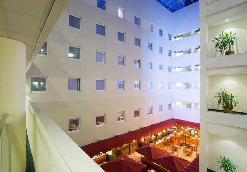 هتل Ibis łódź Centrum