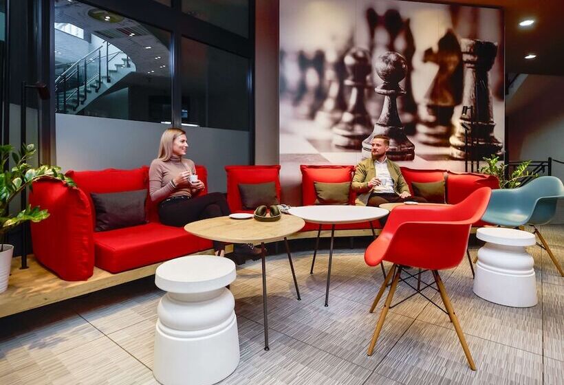 בית מלון כפרי Ibis Luzern Kriens