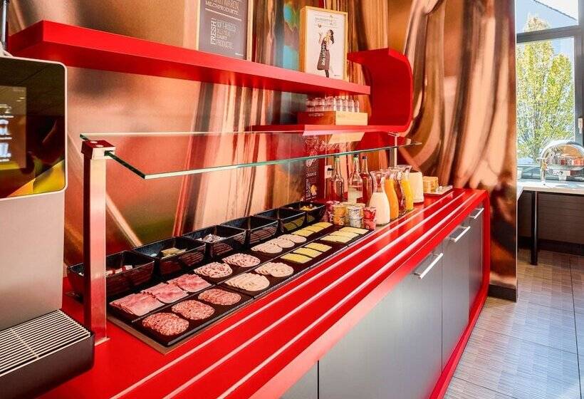 בית מלון כפרי Ibis Luzern Kriens