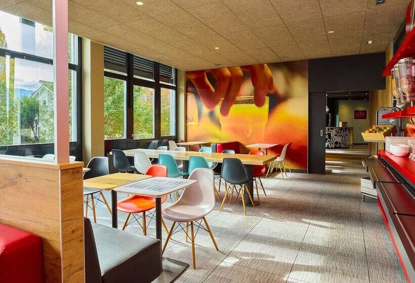 בית מלון כפרי Ibis Luzern Kriens