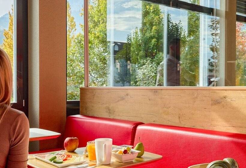 בית מלון כפרי Ibis Luzern Kriens