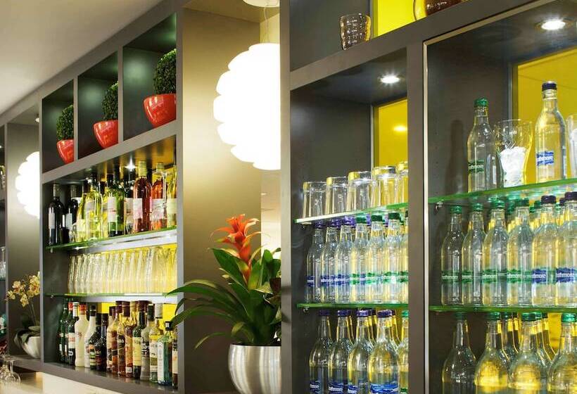 호텔 Ibis Manchester Centre Princess Street