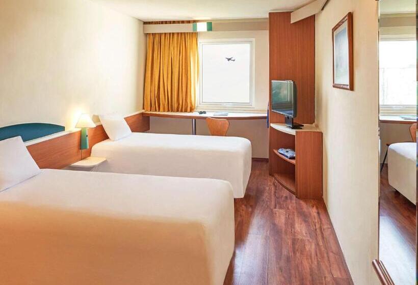 Отель Ibis Monterrey Aeropuerto