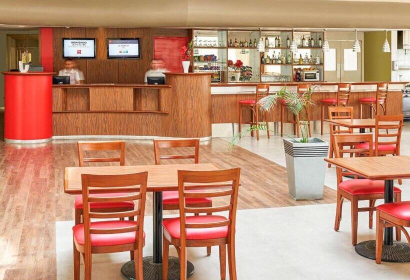 Отель Ibis Monterrey Aeropuerto