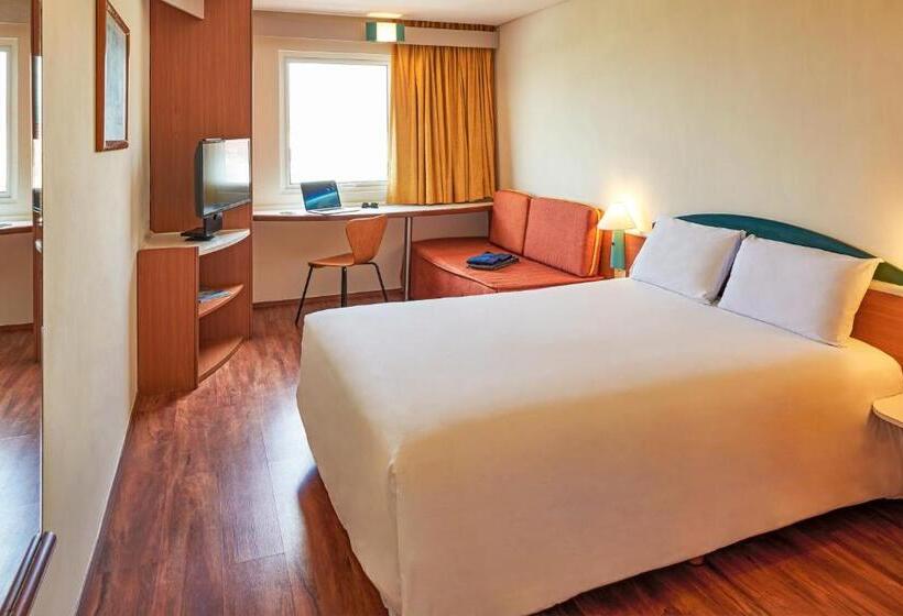 Отель Ibis Monterrey Aeropuerto