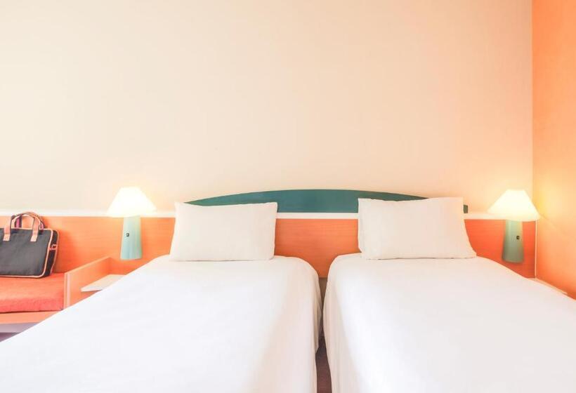 Отель Ibis Monterrey Aeropuerto