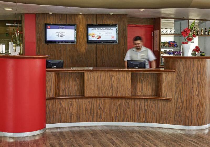 Отель Ibis Monterrey Aeropuerto