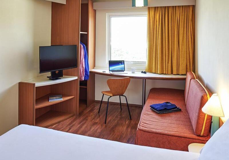 Отель Ibis Monterrey Aeropuerto