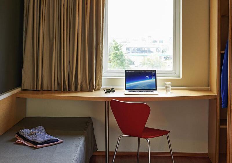 Отель Ibis Monterrey Valle