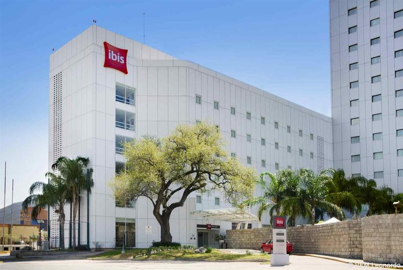 Отель Ibis Monterrey Valle