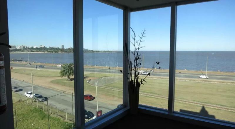 هتل Ibis Montevideo Rambla